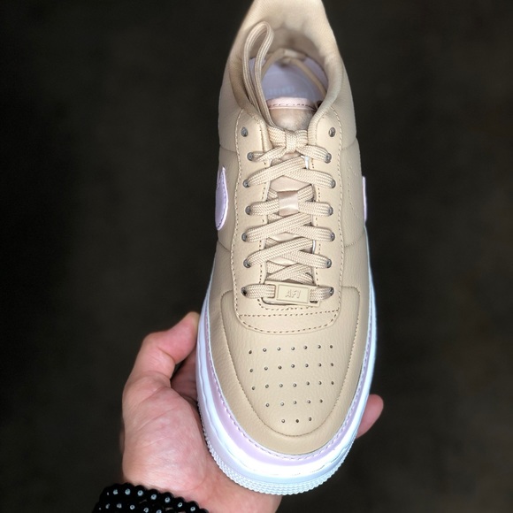 Women’s AF1 Jester - Picture 2 of 6